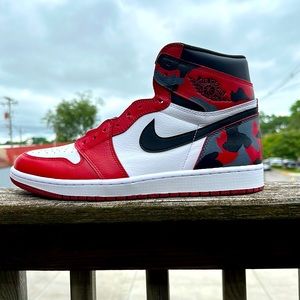 Custom Air Jordan 1 Chicago.